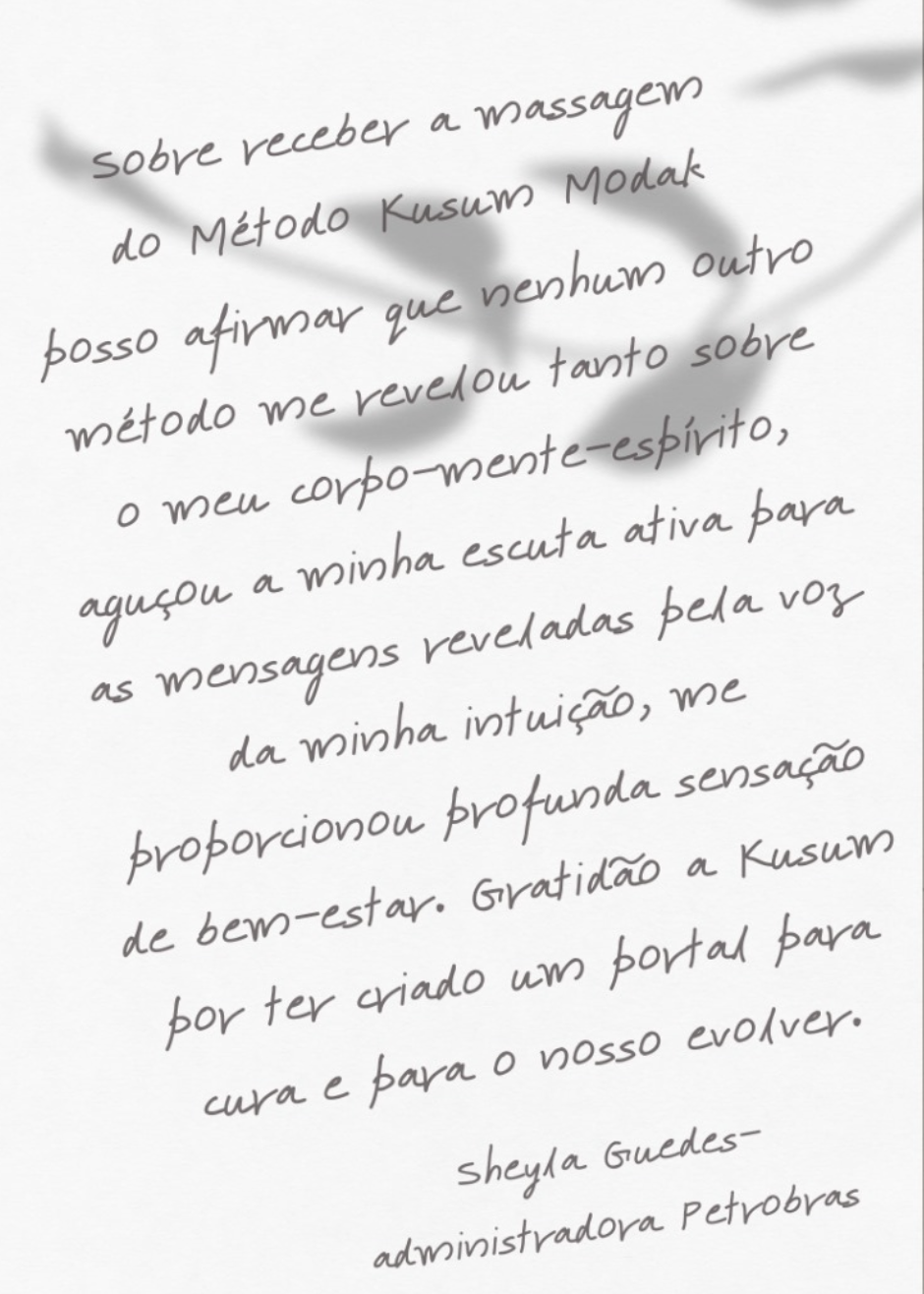Depoimento manuscrito de Sheyla Guedes sobre a massagem do Método Kusum Modak